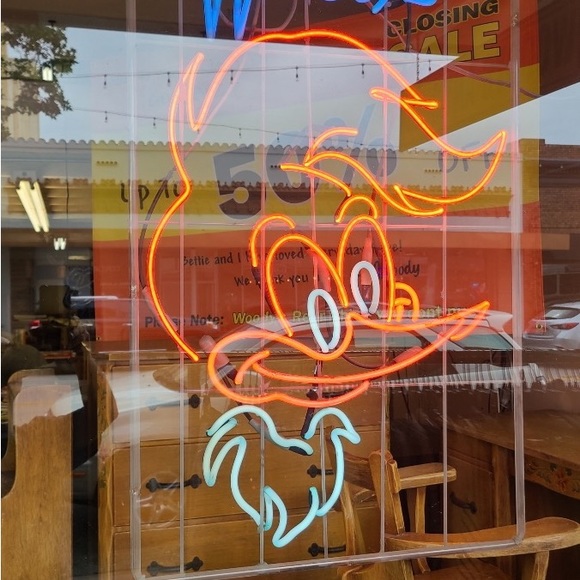 Meet your Posher, Elise - Picture 1 of 1